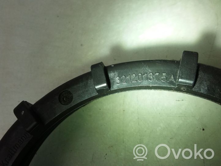 Audi A1 Anello/dado di bloccaggio della vite della pompa del carburante nel serbatoio 321201375A