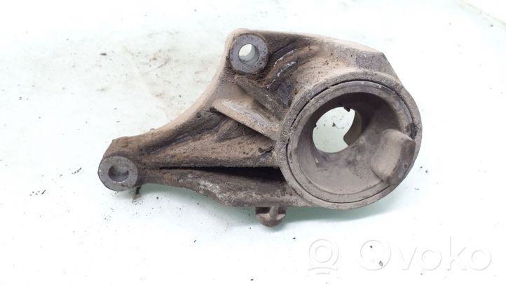 Opel Corsa C Moottorin kiinnikekorvake 24416545