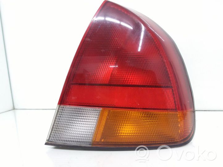 Mitsubishi Carisma Lampa tylna 29212201