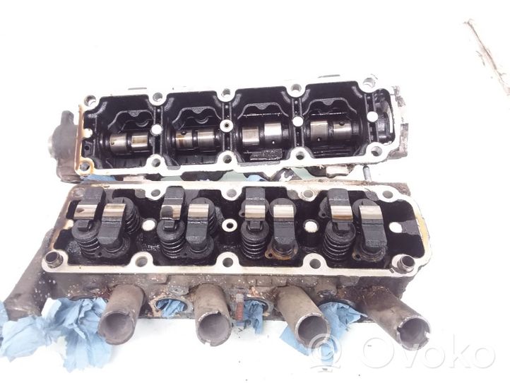 Opel Corsa B Culasse moteur 90400110