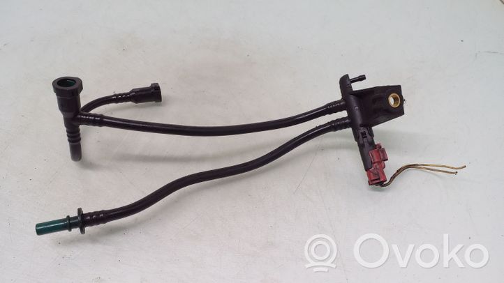 Citroen C5 Tuyau d'alimentation conduite de carburant 9635692580