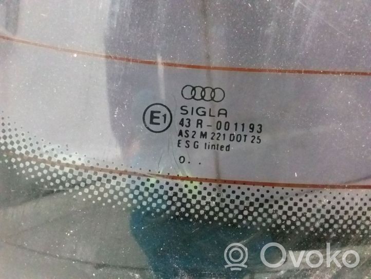 Audi A4 S4 B5 8D Takalasi/takaikkuna AS2