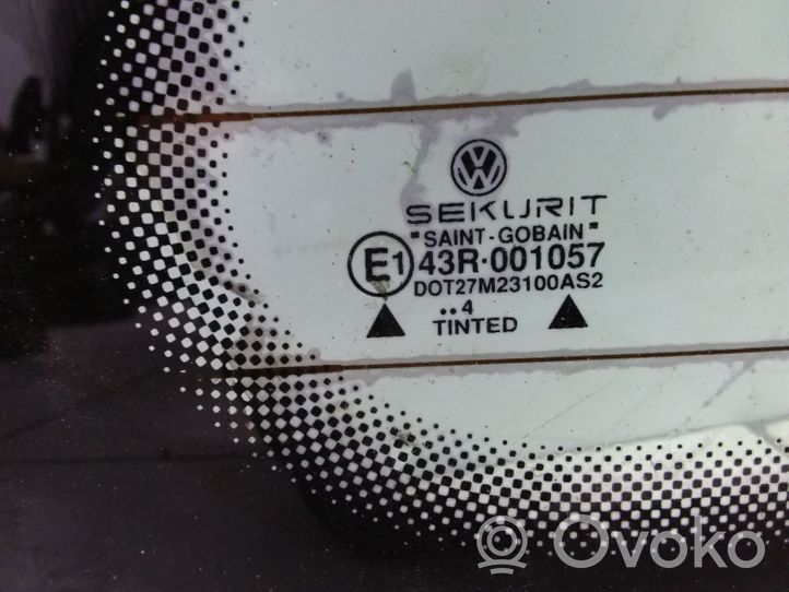 Volkswagen Golf III Luna del parabrisas trasero AS2