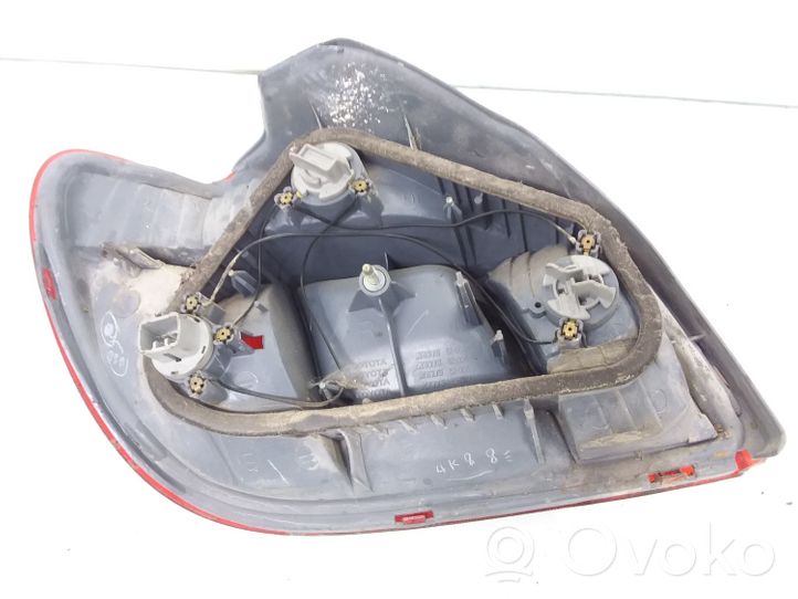 Toyota Yaris Lampa tylna 52004