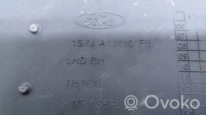 Ford Mondeo Mk III Automašīnu paklāju komplekts 1S7JA13010FB