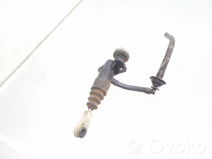 Volkswagen PASSAT B5 Główny cylinder sprzęgła 8E1721401