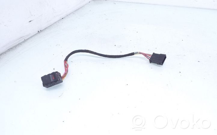 Audi A4 S4 B5 8D Interruttore a pulsante della chiusura centralizzata 8L0962107A