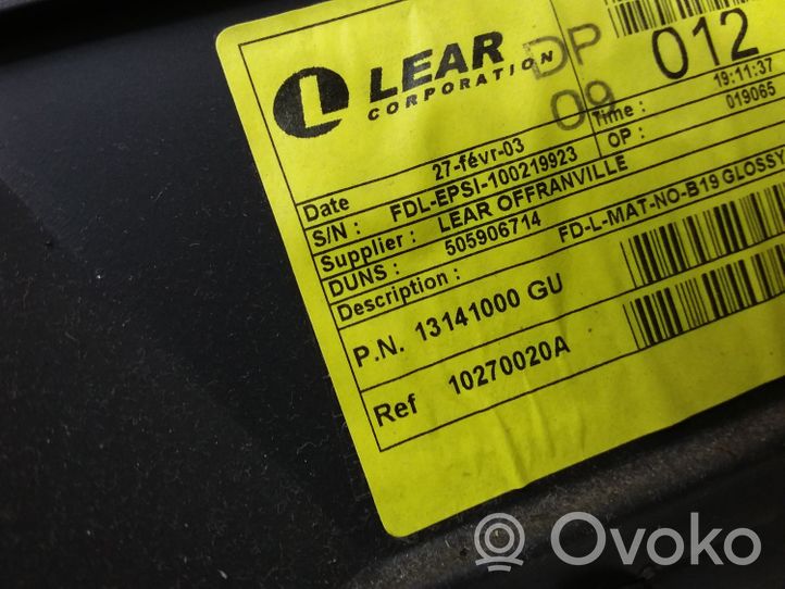 Opel Signum Rivestimento del pannello della portiera anteriore 13141000