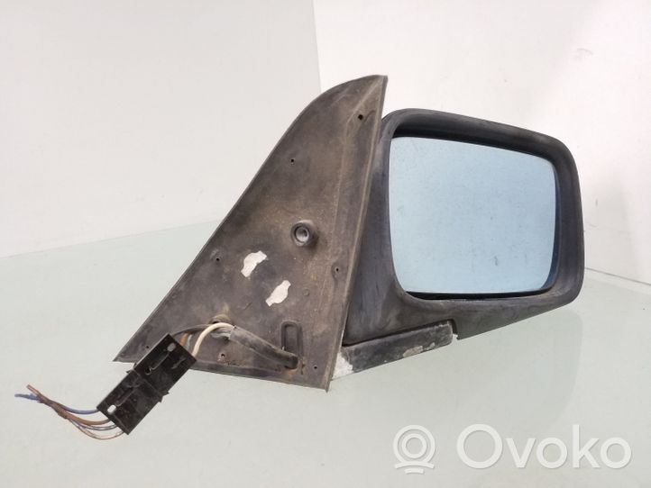 BMW 3 E30 Specchietto retrovisore elettrico portiera anteriore 1904528