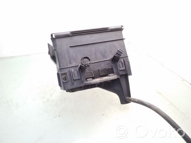 Skoda Fabia Mk1 (6Y) Vassoio batteria 6Q0915331