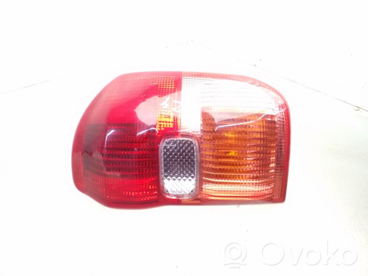 Toyota RAV 4 (XA20) Rear/tail lights 