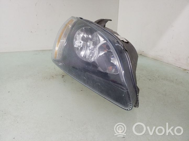 Ford Focus Faro/fanale 4M5113W029JE