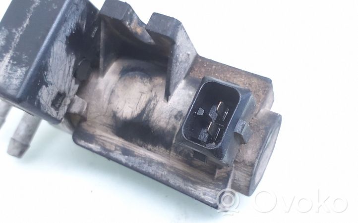 Opel Astra G Zawór podciśnienia / Elektrozawór turbiny 72190339