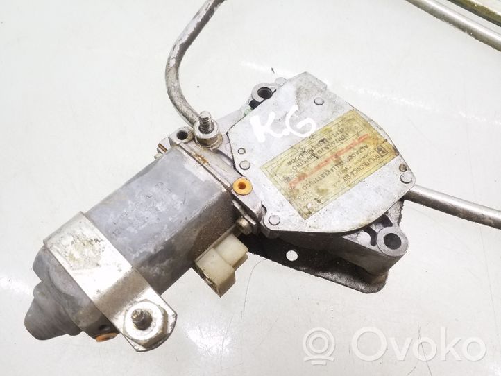 Volkswagen PASSAT B3 Elektryczny podnośnik szyby drzwi tylnych 0230821070