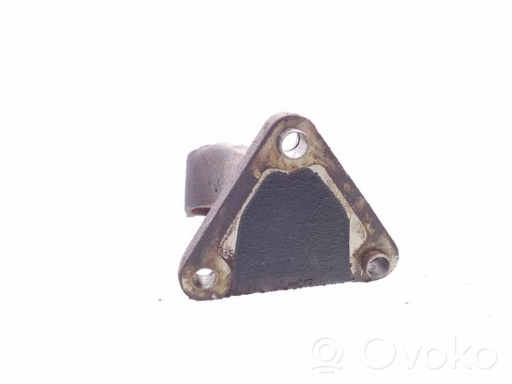 Volkswagen II LT Supporto di montaggio del motore (usato) 94070601002405