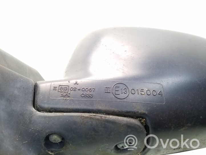 Mitsubishi Colt Elektryczne lusterko boczne drzwi przednich E13020067