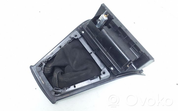 BMW X3 E83 Panneau de garniture console centrale 3411690