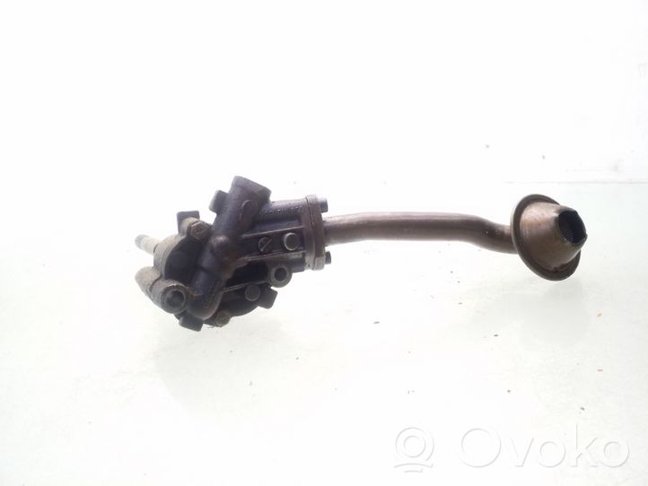 Audi A6 S6 C4 4A Pompa dell’olio 058115153A