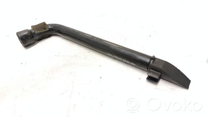 Ford Mondeo Mk III Chiave per dadi della ruota 1X4A17032AC