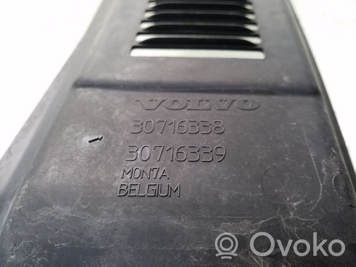 Volvo V50 Radiateur panneau supérieur d'admission d'air 30716338