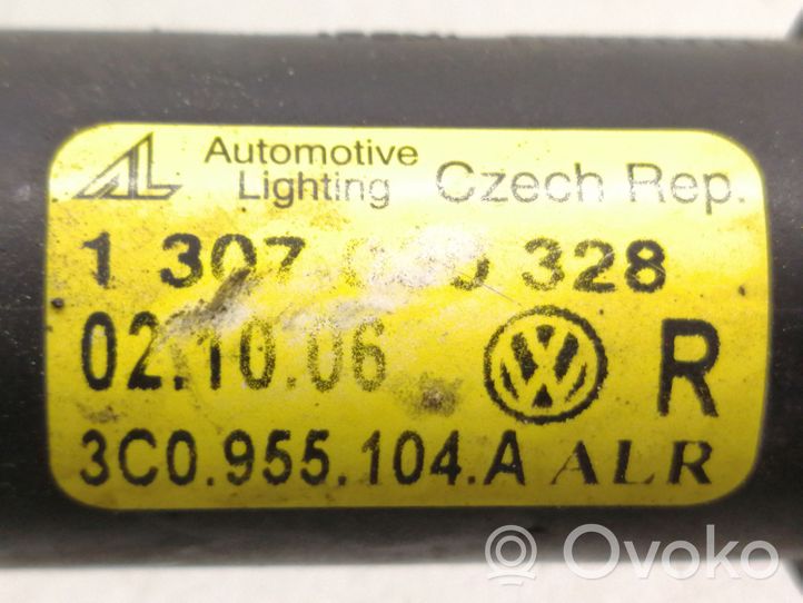 Volkswagen PASSAT B6 Lukturu mazgātāja sprausla (-as) 3C0955104A
