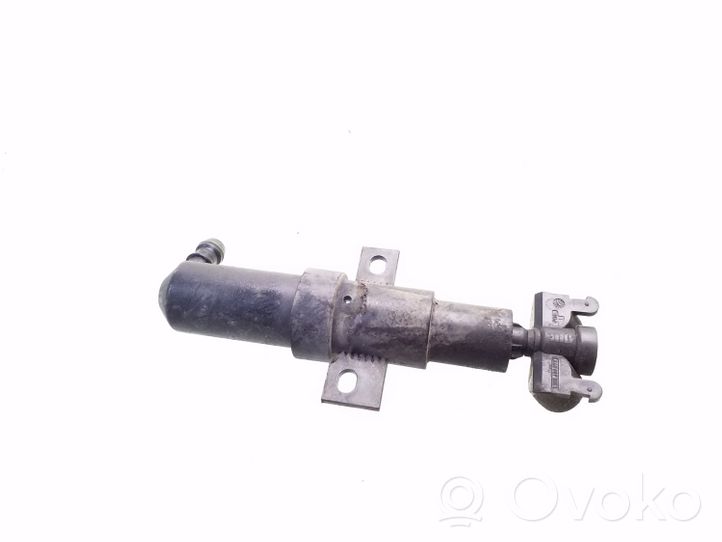 Volkswagen PASSAT B6 Difusor de agua regadora de faro delantero 3C0955104A