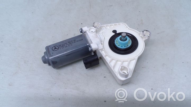 Mercedes-Benz B W245 Fensterhebermotor Tür vorne A1698204242