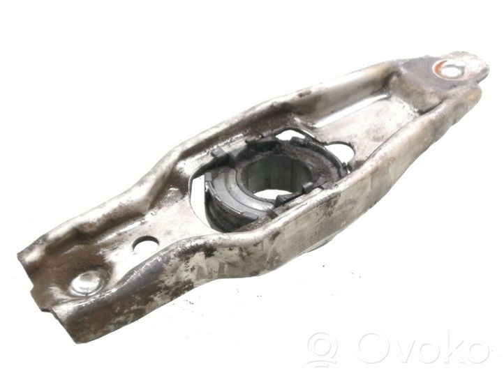 Volkswagen PASSAT B6 Clutch release arm fork 02A141165A