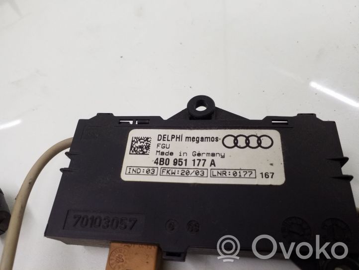 Audi A6 S6 C5 4B Capteur de détection de mouvement, système d'alarme 4B0951177A