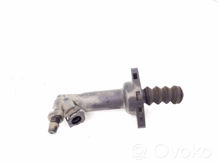 Volkswagen Transporter - Caravelle T6 Clutch master cylinder 7E0721261A