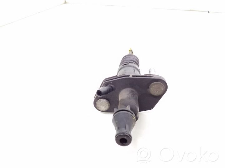 Opel Signum Główny cylinder sprzęgła 24412670