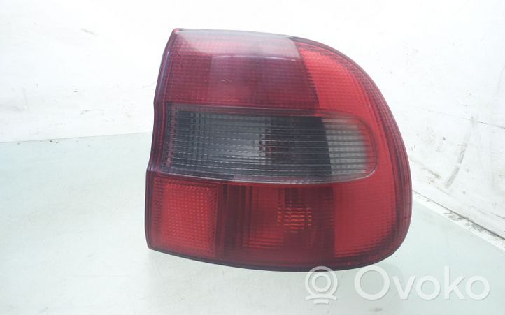 Volvo S40, V40 Tailgate rear/tail lights 308019