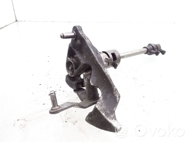 Volkswagen PASSAT B6 Gear selector/shifter in gearbox 1K0711043J