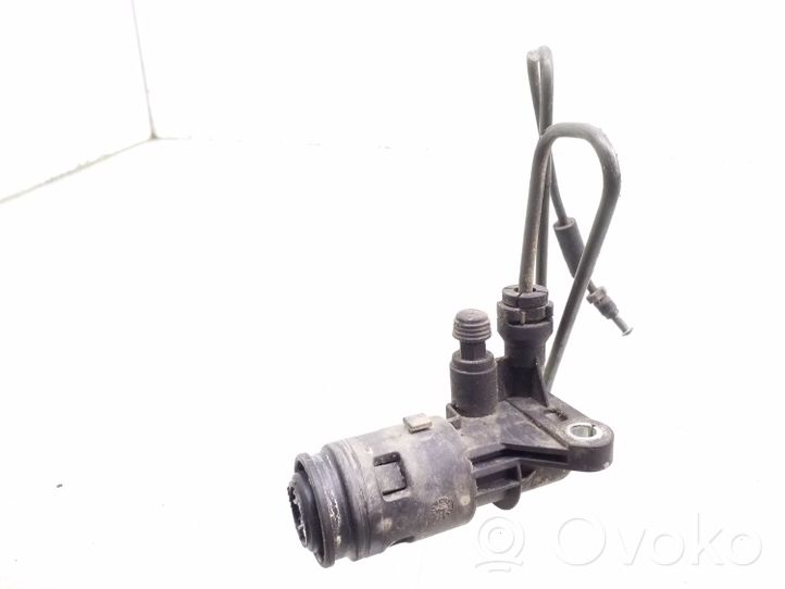 Audi A4 S4 B7 8E 8H Clutch slave cylinder 8E0721257Q