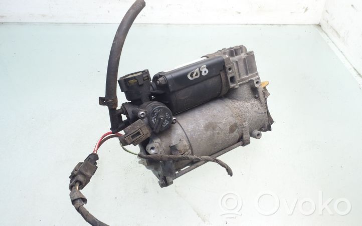 Mercedes-Benz S W220 Ilmajousituksen kompressoripumppu 4420512661