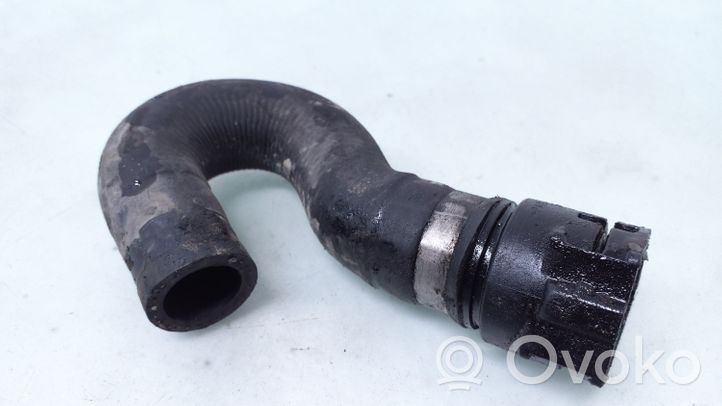 BMW 5 E60 E61 Tuyau de liquide de refroidissement moteur 7788999