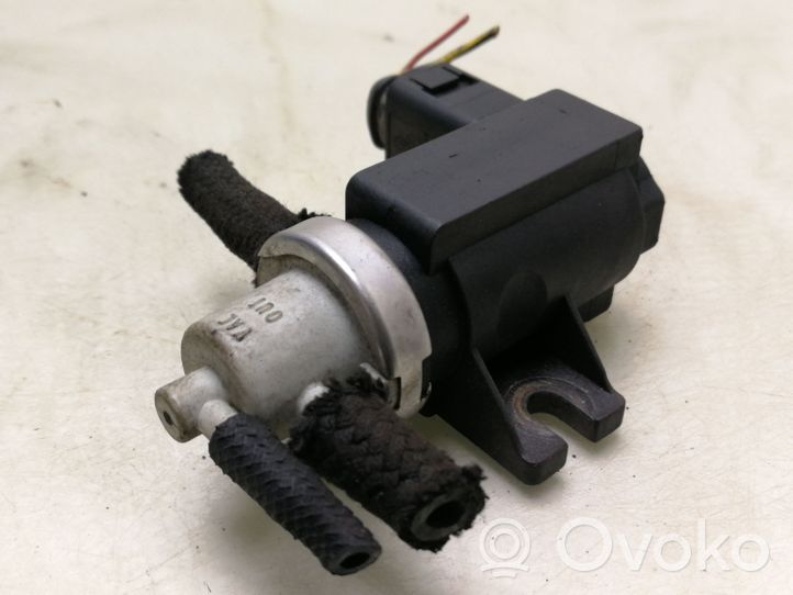 Volkswagen Golf III Turbo solenoid valve 1J0906627A