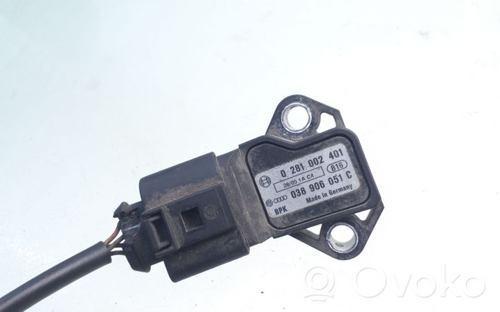 Audi A4 S4 B7 8E 8H Sensore di pressione 0281002401