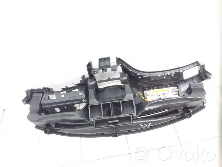 Subaru Impreza III Cruscotto 66100FG000