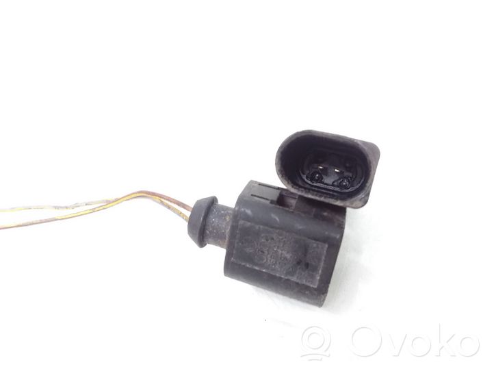 Audi A4 S4 B6 8E 8H Sonde température extérieure 8Z0820535