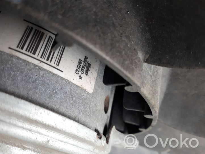 Nissan Qashqai Jäähdyttimen jäähdytinpuhallin 989782DB