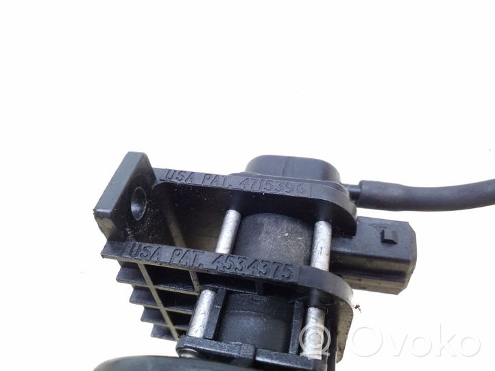 Audi 80 90 S2 B4 Solenoidinis vožtuvas 357906283