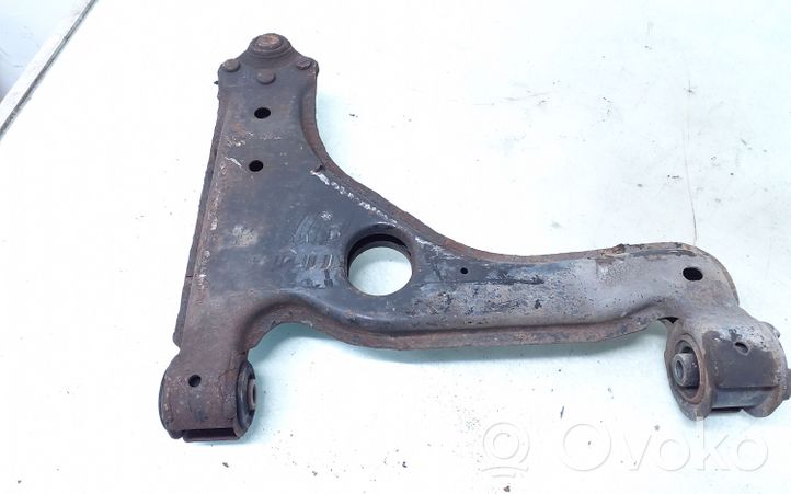 Opel Astra H Front lower control arm/wishbone 