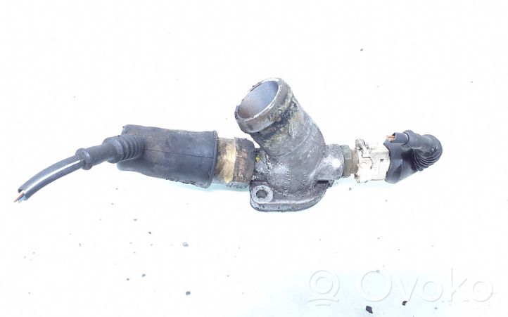 Audi A6 S6 C4 4A Termostaatin kotelo 034121133