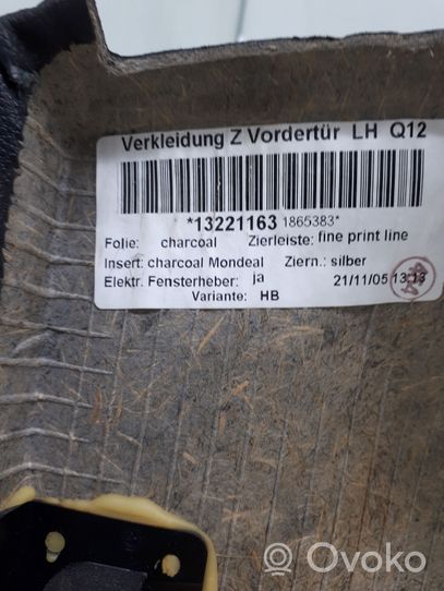 Opel Astra H Boczki / Poszycie drzwi przednich 13221163