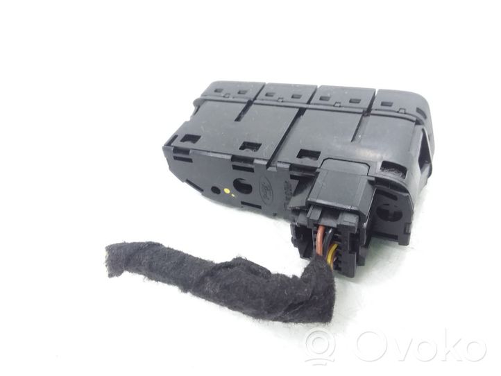 Ford Focus Commutateur de capteur de stationnement (PDC) AM5T14B436BB