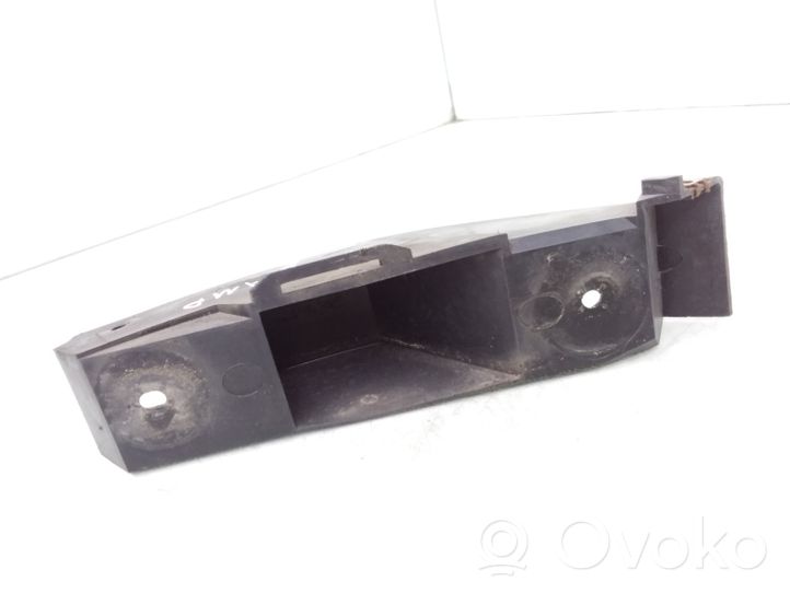 Peugeot 307 CC Soporte de montaje del parachoques trasero 9642034480