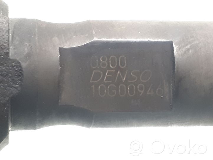 Opel Vectra C Inyector de combustible 10G00946