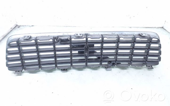 Volvo S60 Front bumper upper radiator grill 9190740