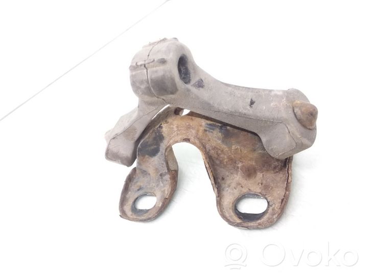 Volkswagen PASSAT B7 Support / crochet de silencieux d'échappement 6Q0253147